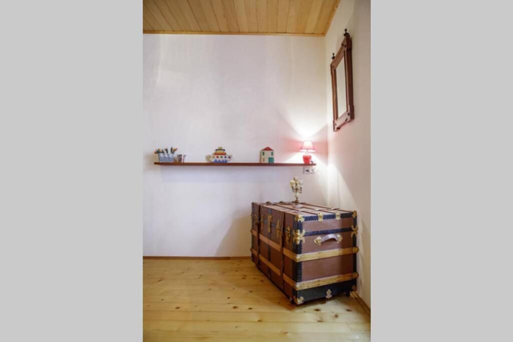 Antique Central Komiza House Nona Nika 外观 照片